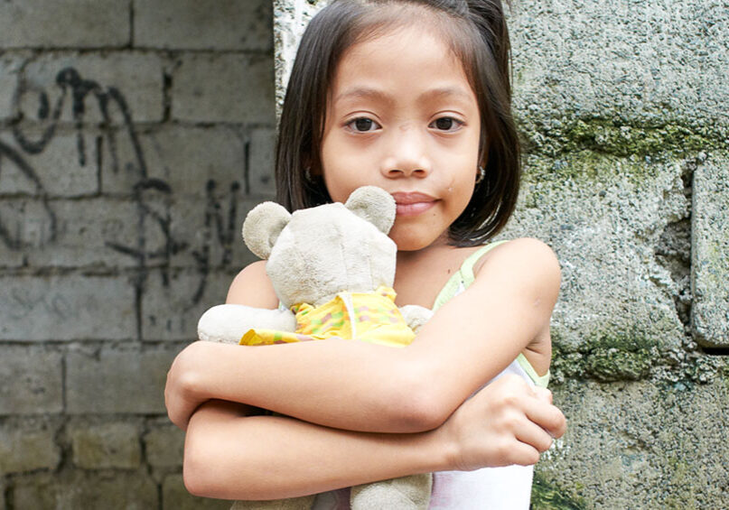 KatieHigson_ASCT_Gallery_027 Child with cuddly toy